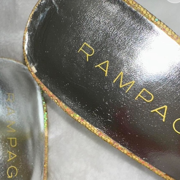 Vintage Rampage Gold kitten mule sandals heels - Picture 5 of 5